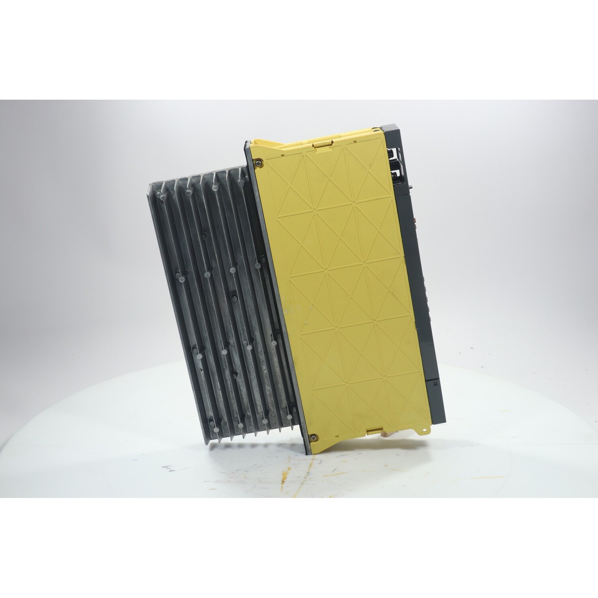 Fanuc A06B-6096-H204 + H206 and H203 Servo Amplifier Module Fanuc A06B-6096-H204 + H206 and H203 Servo Amplifier Module
