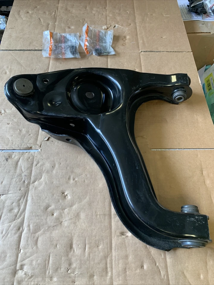 Moog RK620480 Suspension Control Arm Front Left Lower 94-99 DODGE RAM 1500 RWD - Image 4 of 4