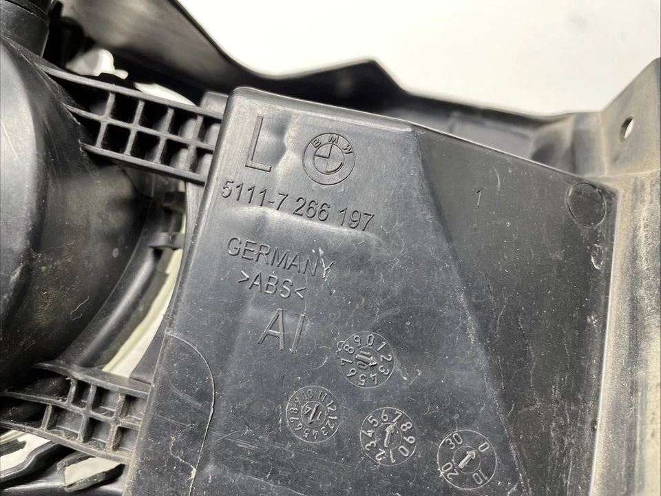 Luz antiniebla BMW 328i 335i F30 2011-2015 + soporte conductor 7248911 / 7266197 Foto 4 de 4