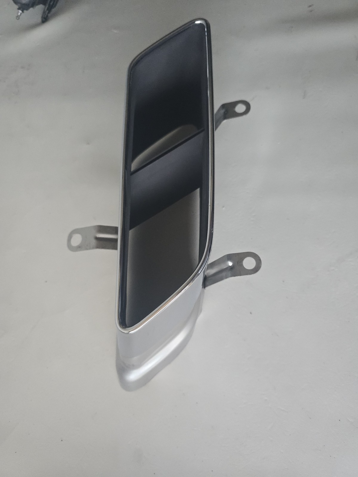 Audi R8 2017-2023 Right Exhaust tailpipe