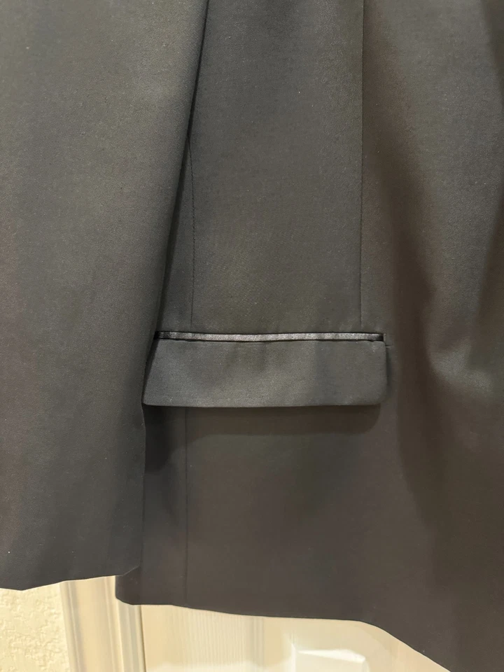 Chaqueta de esmoquin para hombre Calvin Klein 52R negra satinada solapa blazer de 2 botones Foto 3 de 4