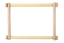 Wooden tapestry embroidery frame with clips 13,7*18,9in CSFR3548
