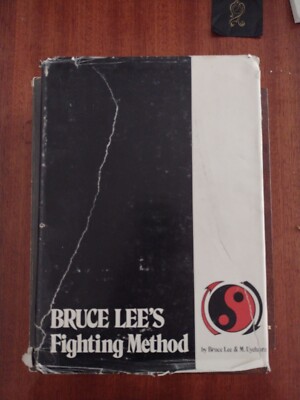 Bruce's Lees Fighting Method 1st Edition