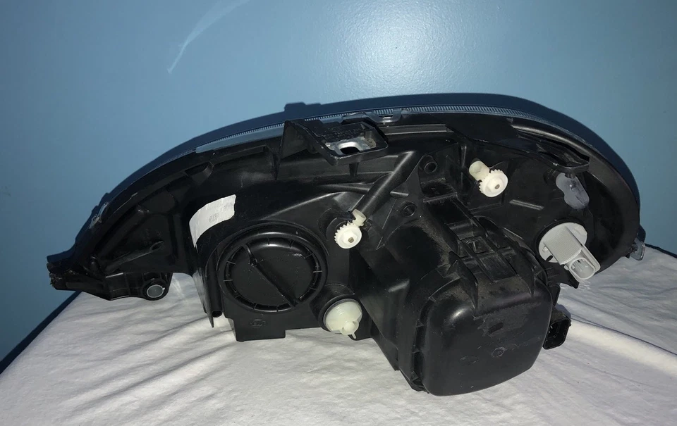 Faro derecho pasajero Mercedes Benz ML320 ML500 ML350 HELLA 1998-2005 Foto 2 de 3