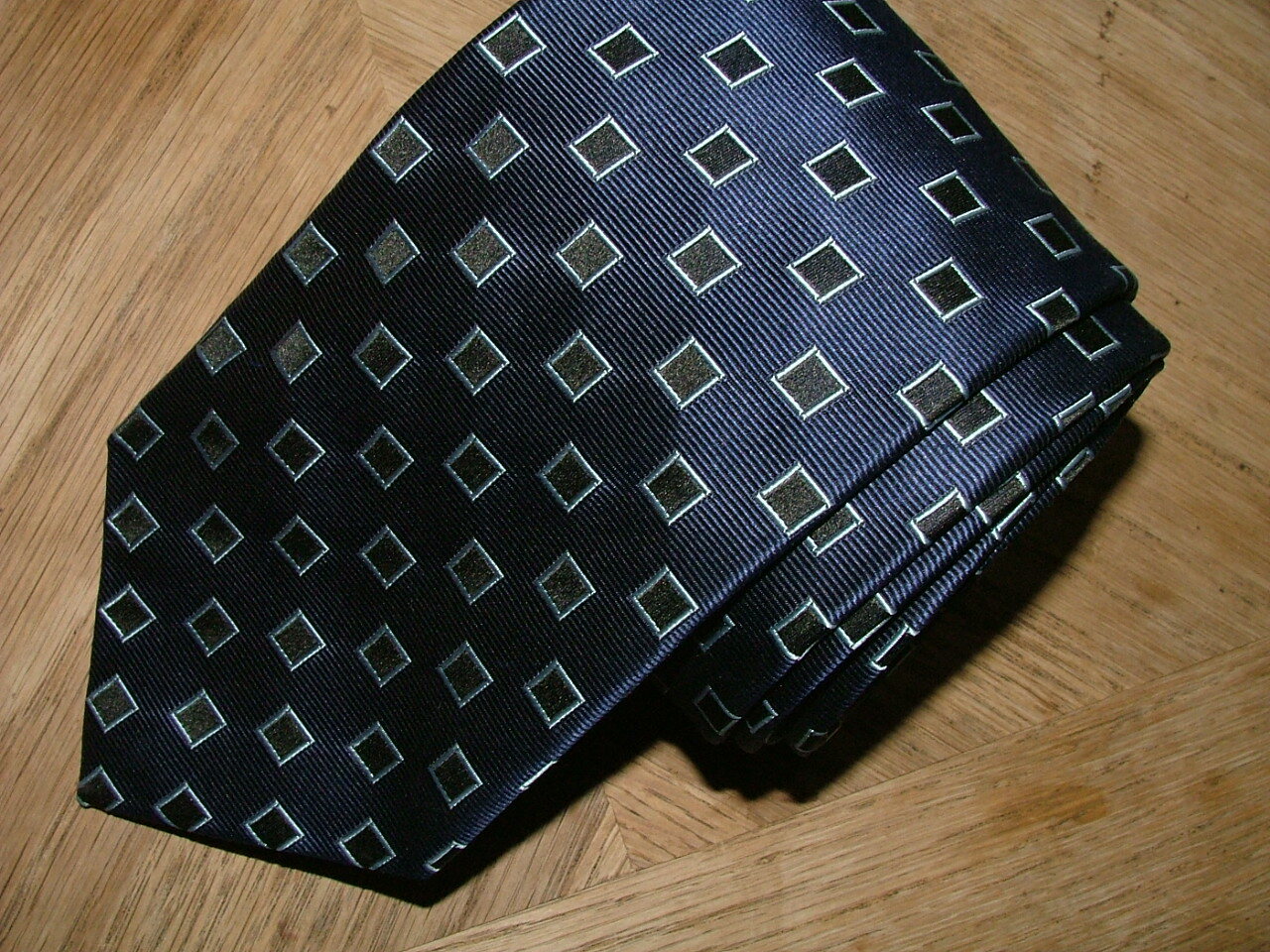 Picture 1 of 5