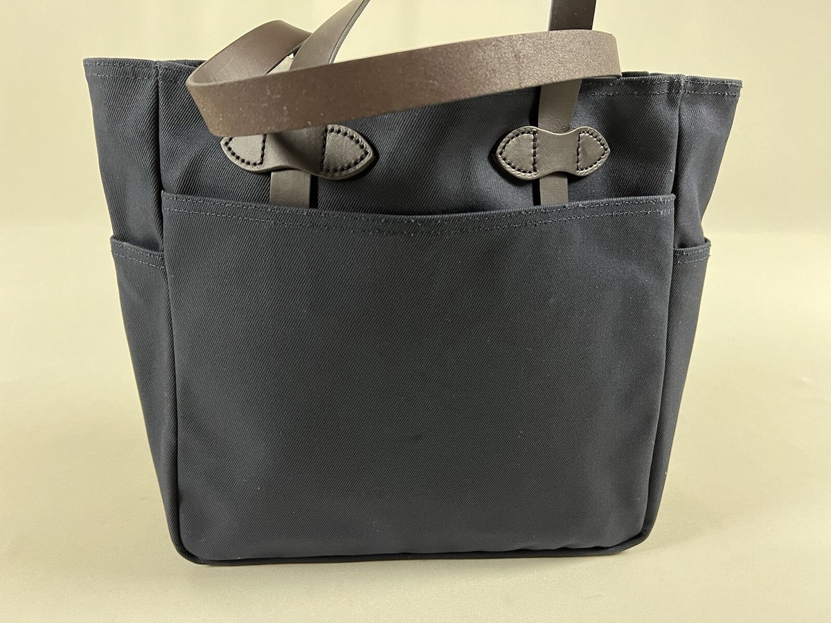 バッグ FILSON RUGGED TWILL TOTE BAG WITH ZIPPER Filson Rugged Twill Tote bag with zipper Otter Green