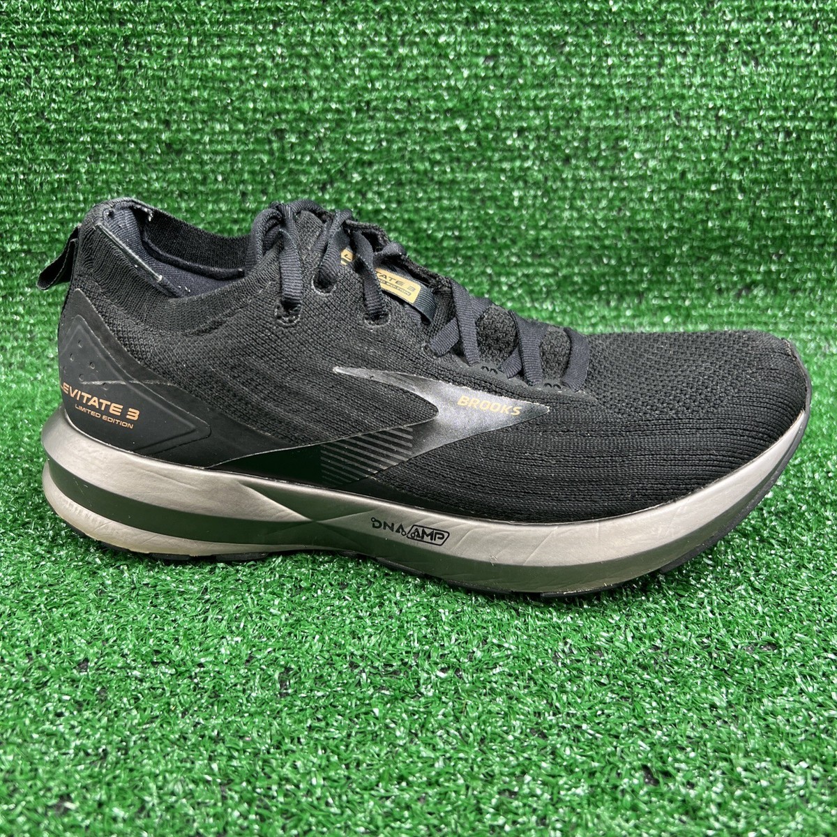Brooks Levitate 3 limited edition Brooks main image 4