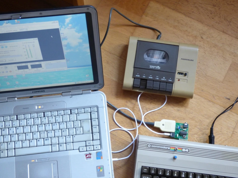 MP32C64 COMMODORE Datassette PLAYER/RECORDER emulator + 306 games in MP3 - Immagine 3 di 4
