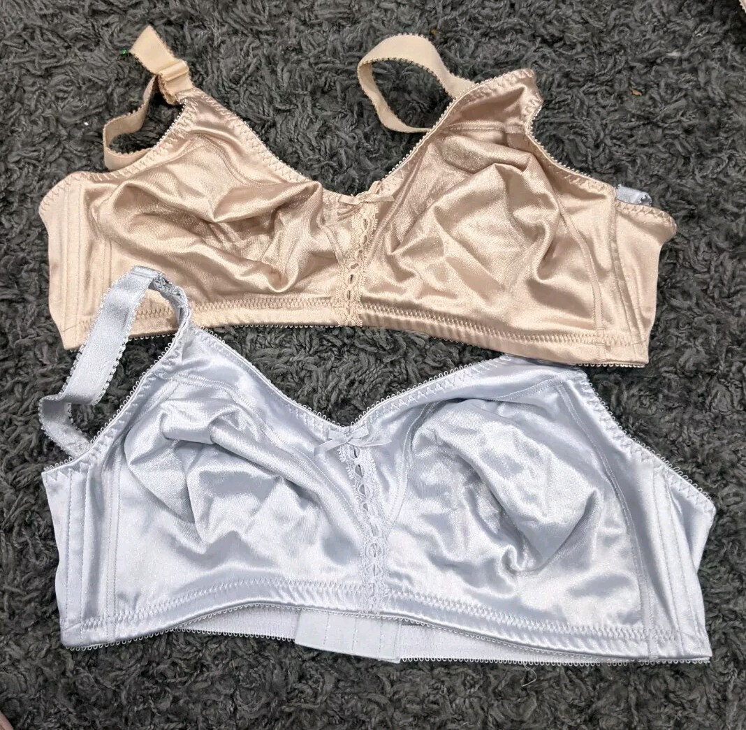 2 Bali 3820 Double Support Wirefree Bra Size 40C Beig… - Gem