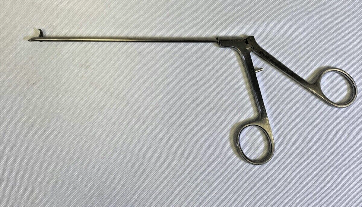 Karl Storz 28151G Straight Arthroscopic Scoop Punch