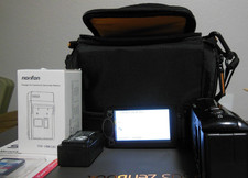 Panasonic HDC-SD40 2 batteries,charger,16GB memory card,bag.