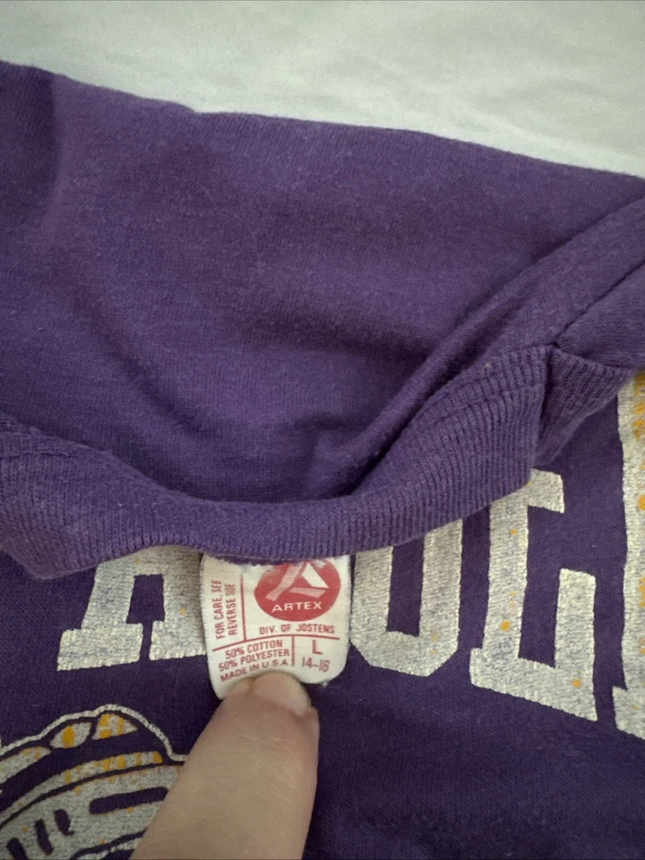 Vintage 1970s Los Angeles Kings Purple Snoopy Single Stitch Kids T Shirt - Image 3 of 3