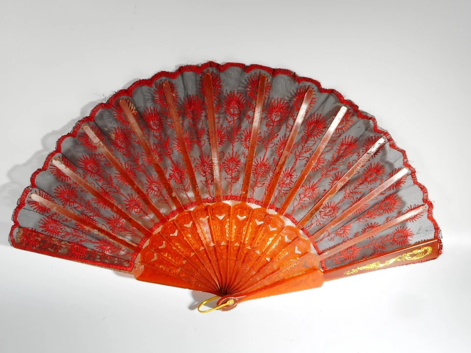 Abanico de Mano Flamenco Español Vintage - Encaje Bordado Rojo y Dorado - Baile Elegante Foto 2 de 4