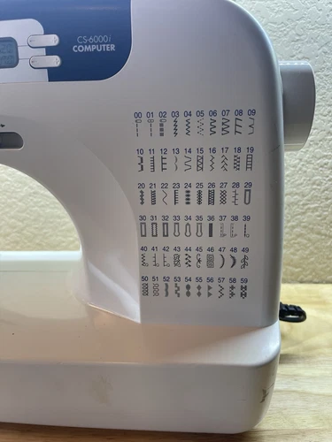 BROTHER CS-6000i Computerized Sewing Machine - No Pedal Powers On *READ - Picture 4 of 15