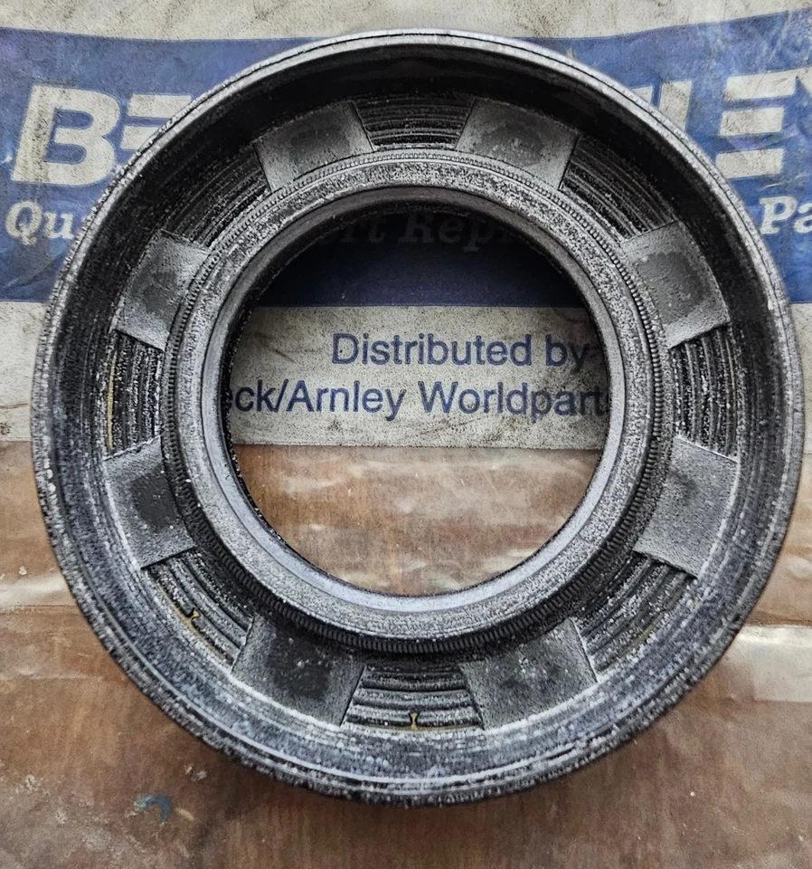 Sello de eje de transmisión de transmisión automática Beck Arnley -052-3507 (nuevo en paquete) Foto 2 de 4