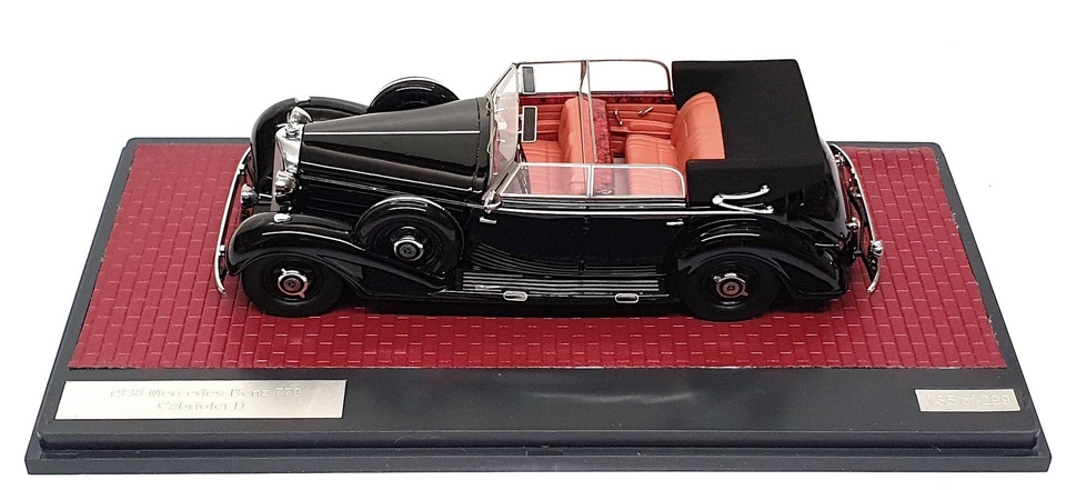 Matrix 1/43 Scale MX41302-121 - 1938 Mercedes Benz 770 Cabriolet D Open - Black - Image 4 of 4