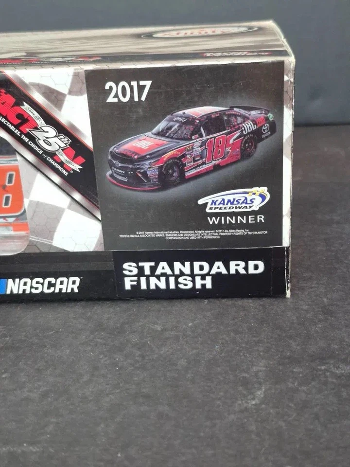 罕见 Christopher Bell #18 JBL 2017 凯美瑞 1:24 莱昂内尔·坎萨斯 1ST 职业获胜 全新带盒 — 第 3/4 张图片