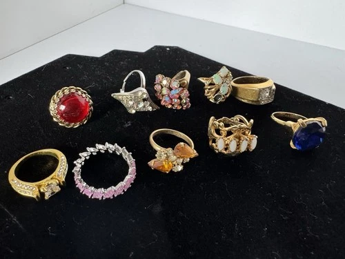 Vintage /costume Multicolor Rings (9 pcs) Mixed Materials Glass Fashion Jewelry