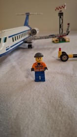 LEGO City Airport Set 3181 Passenger Plane 100% COMPLETE Pilot Aeroplane