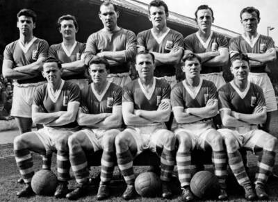 Birmingham City Football club pose for a team group photogra- 1957 Old Photo
