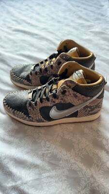 Size 9 - Nike Dunk Cmft Prm Qs Snake Skin