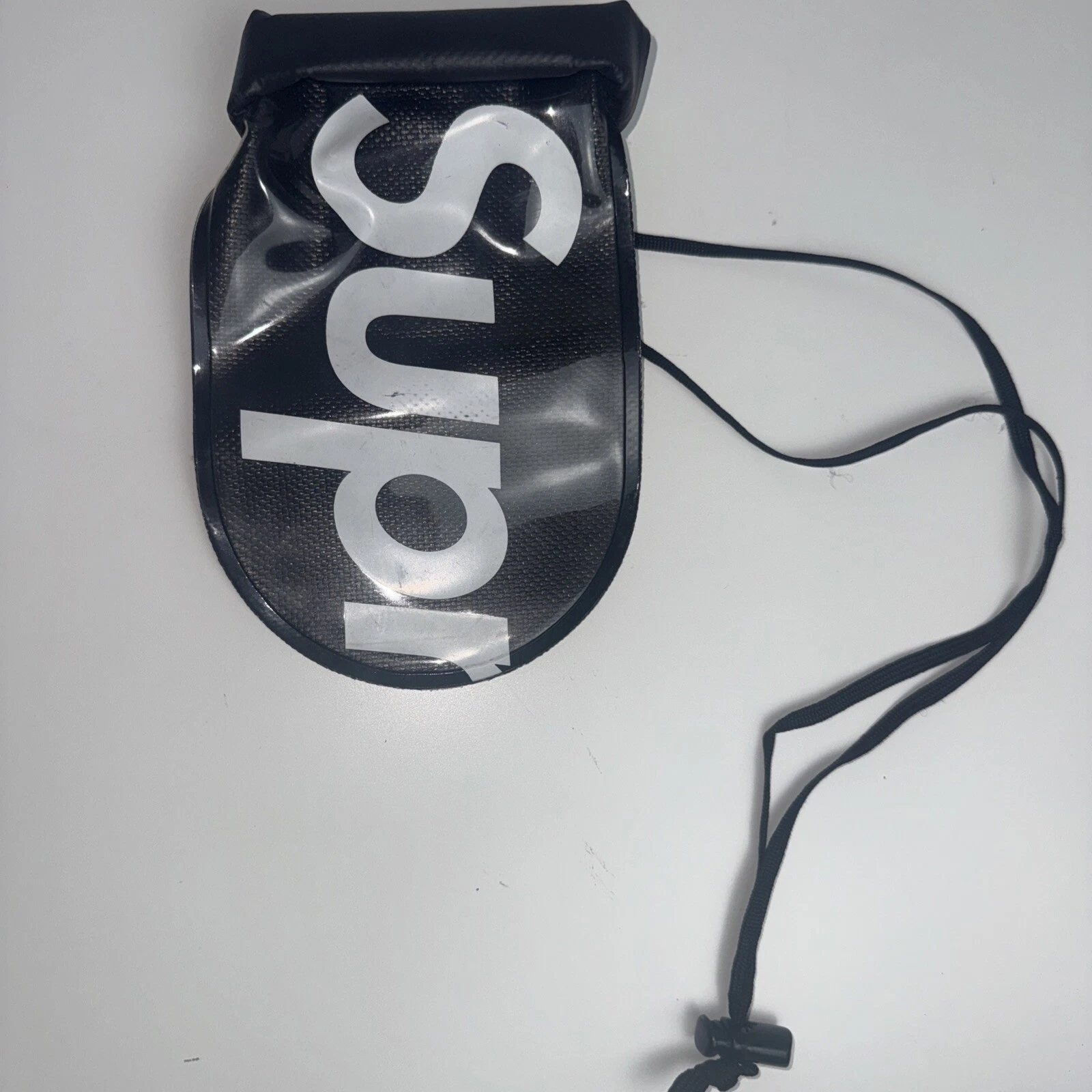SUPREME SealLine voir pochette grande noire SS18 SS18A34B VNDS avec accessoires pré propre
