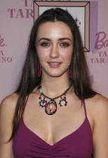 Madeline Zima Glossy 8X10 Photo Picture Print Image A