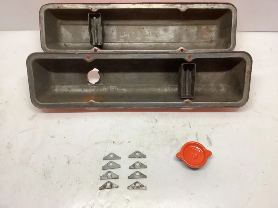 Cubiertas de válvula de bloque pequeño Chevy 327 350 283 Corvette Camaro CHEVELLE con goteros Foto 4 de 4