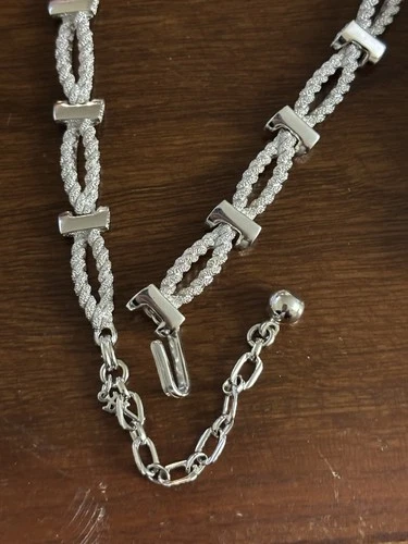 Silvertone Vintage Crown Trifari Necklace Choker 15.5” Adjustable EUC