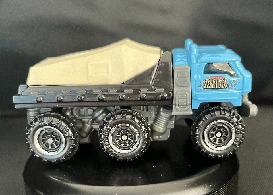 Matchbox Terrainiac MBX Explorer Truck 🔵Blue BDV75 2014 1:64 Mattel Diecast Toy - Image 2 of 4