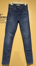 Levi  s 720 Women  s High Rise Super Skinny 28