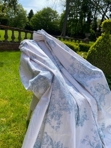 Pair of Long Tuileries Curtains French White Blue Toile de Jouy Chateau Vintage - Picture 6 of 13