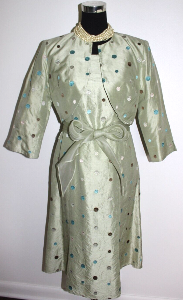 green emerald velvet dress Selene Bolero in Khaki Green – Zhenabia