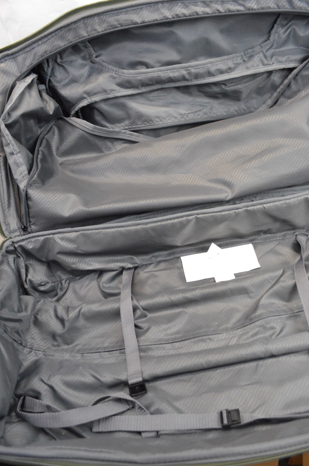 High Sierra 30” DropBottom Rolling Wheeled Duffel Bag Luggage Green