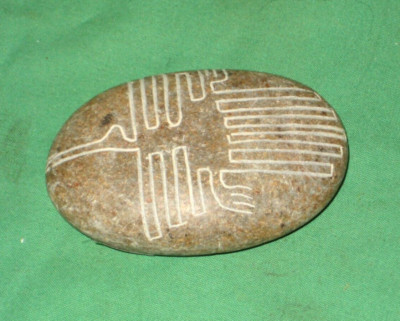#1706 - NAZCA LINES BIRD CARVING IN PERUVIAN STONE - MARIA REICHE ASSOCIATION