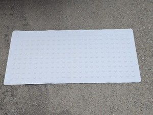 Slip Solutions White Anti-Slip Bathtub Mat with Suction Cups