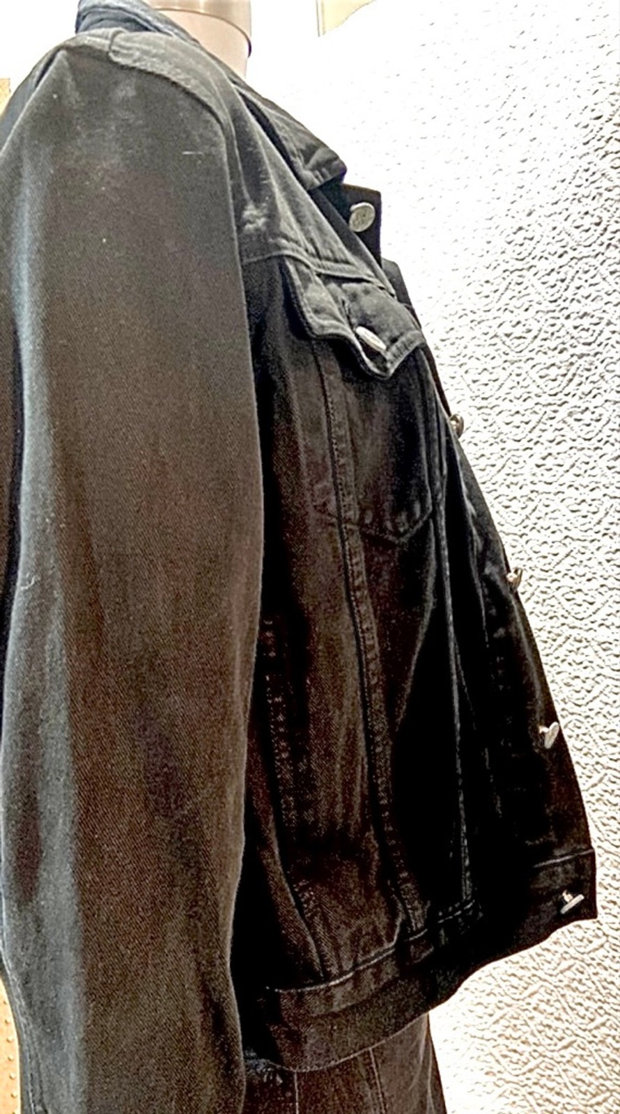 Vintage Calvin Klein Women's Black 100% Cotton Denim Trucker Jean Jacket Size S thumbnail 6