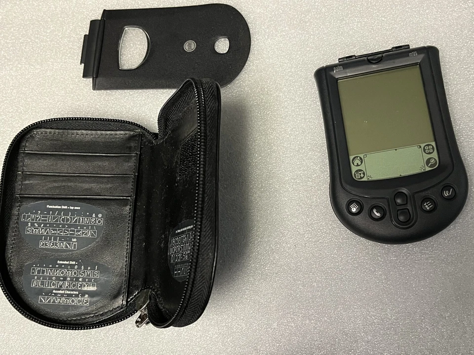 3892D020 PALM PILOT WITH CASE, NEVER USED - Image 2 of 3
