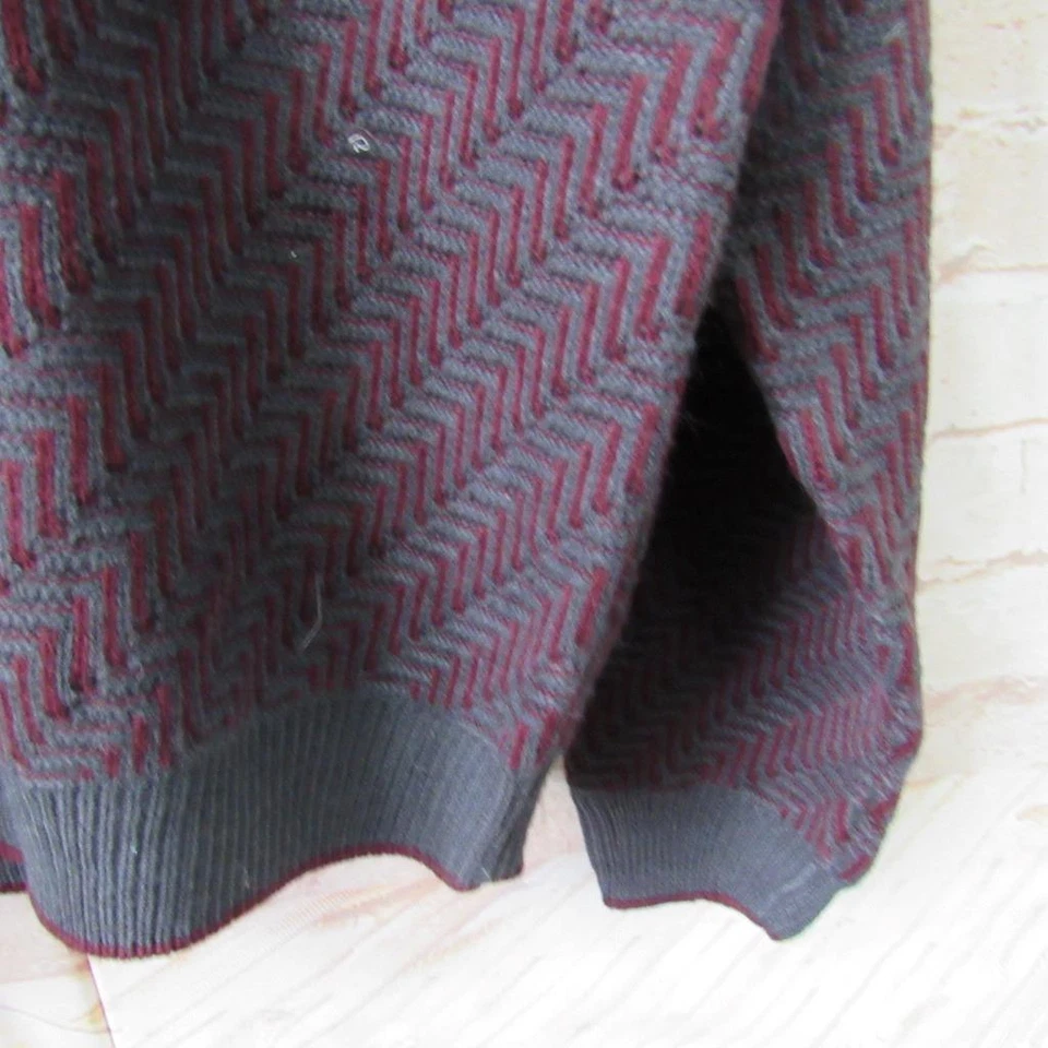 MENS VAN HEUSEN 100% ACRYLIC CREW NECK JUMPER CHEST 44/46 UK L REF (NC08704) - Image 3 of 4