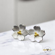 Guess Orecchini Orecchini Vintage A Fiocco Margherita - Diametro 12mm, Argento Placcato, Per Matrimoni, Damigelle Mini Dream - Foto 10