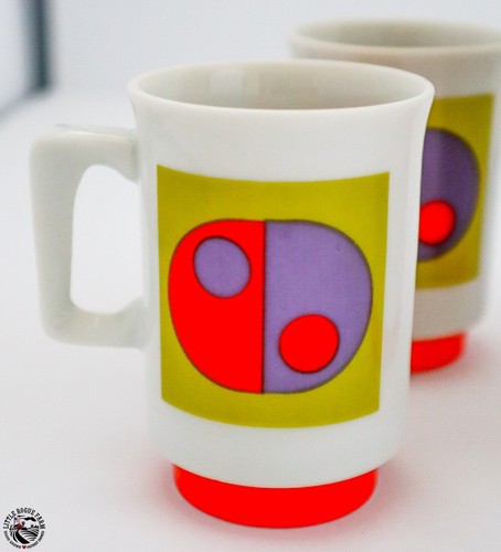 VTG RETRO Mid Century GEOMETRIC Pitcher W/ 4 Mugs Cups Vintage Ceramic ABSTRACT - Picture 4 of 8