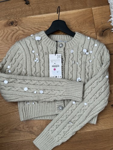 Zara Cropped Beige Knit Cardigan Beaded With Floral Applique Size S 3920/129 - Picture 10 of 11