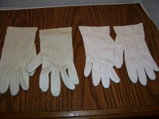 2 pair Vintage Womens Solid Light Beige Ecru Wrist Length Gloves