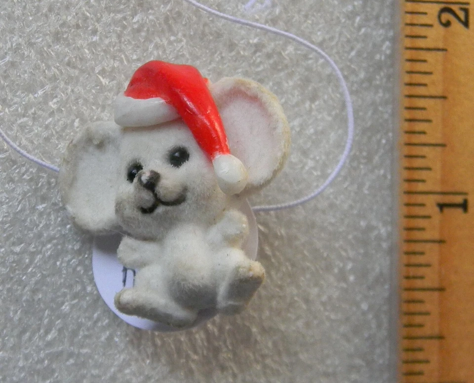 RUSS - Broche/pin de Navidad con sombrero de Papá Noel blanco flocado - 18 y 19 Foto 2 de 3