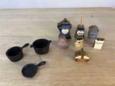 Farmhouse Decor- Miniature Cast Iron And Wood Trinkets Doll house