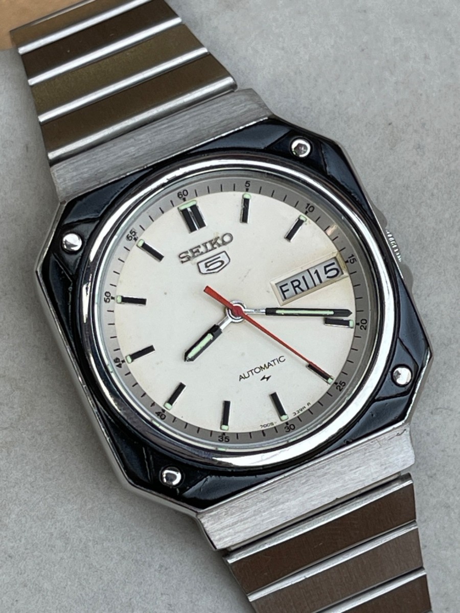 Seiko 5 7009-8880 Vintage Automatic Day-Date Japan Men's Watch. | eBay