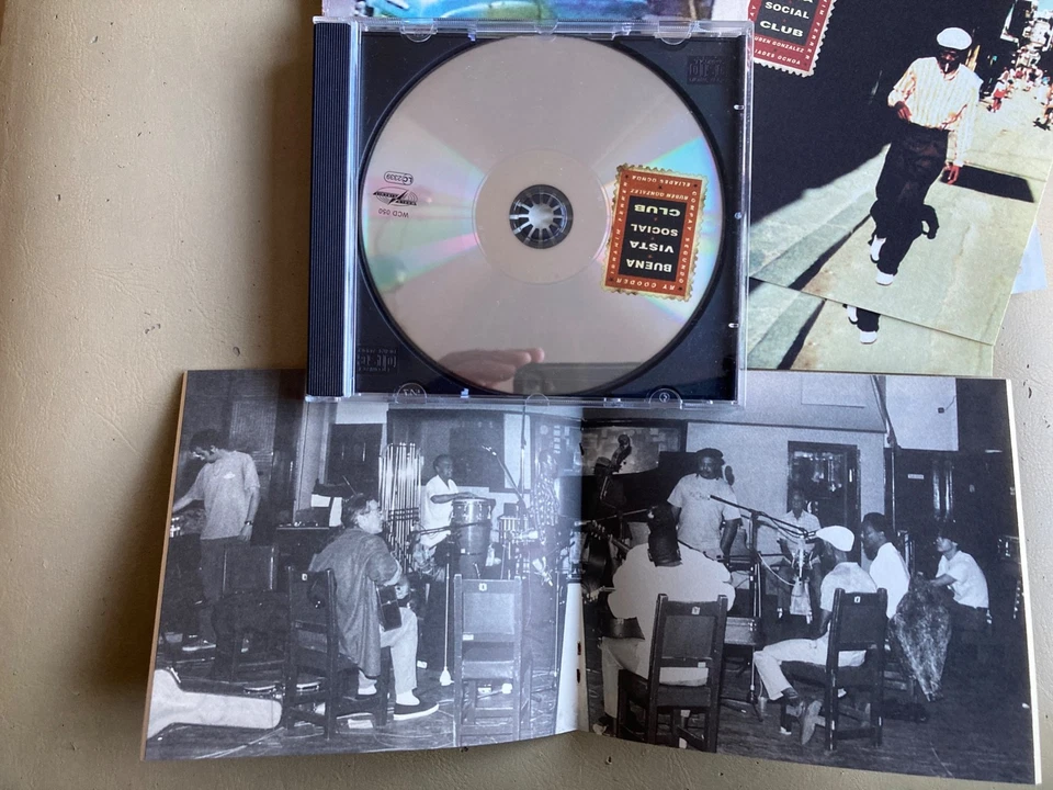 Buena Vista Social Club (1997) inc. Chan Chan, De Camino a La Vereda, Candela - Image 4 of 4