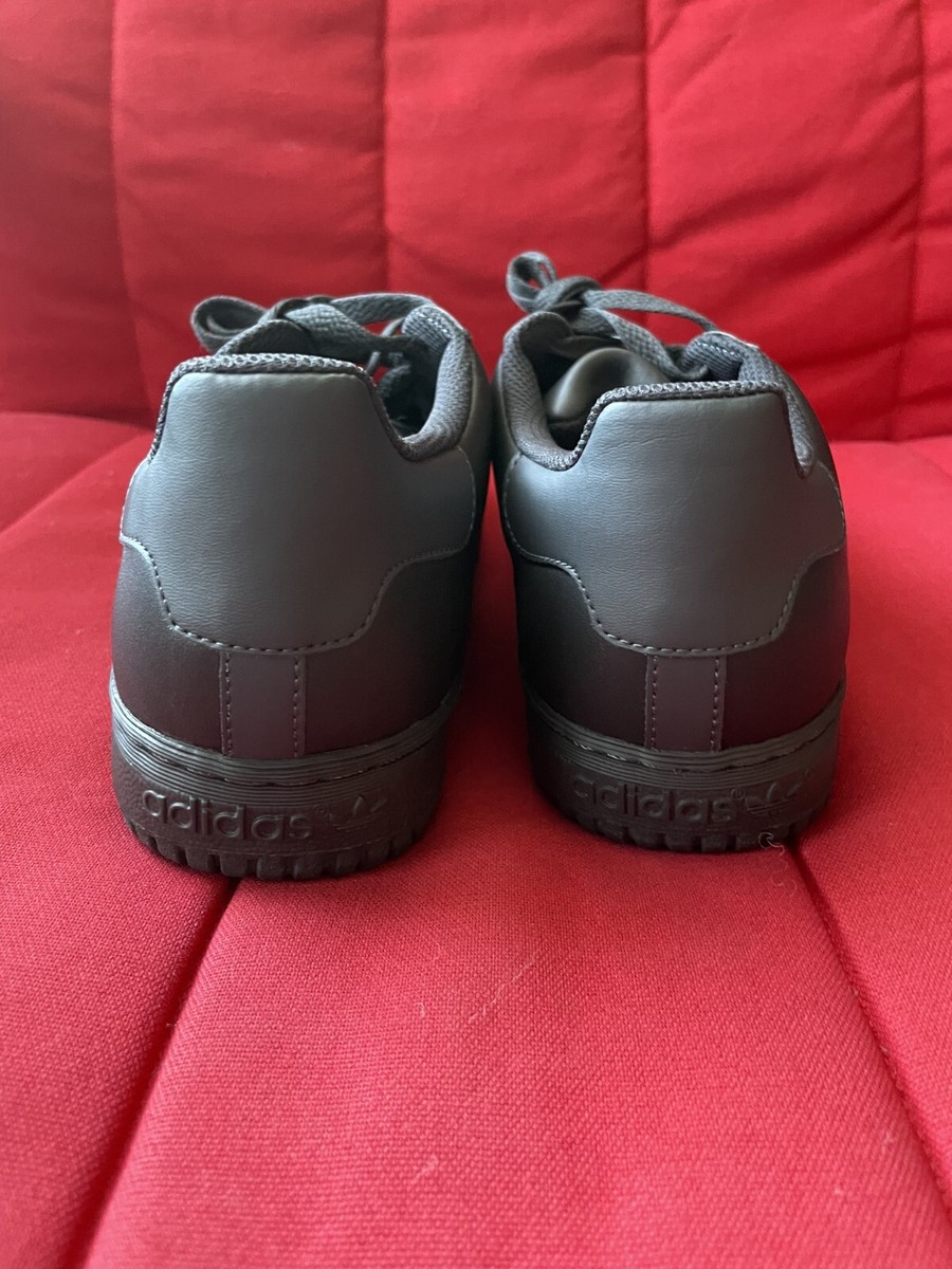 adidas Men Yeezy Powerphase (Black / Core Black)