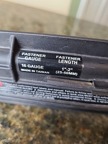 Senco SNS41 Medium Crown Stapler EUC Uses 1-2'' Staples NICE! - Picture 8 of 10