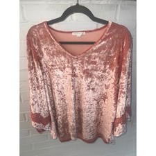 Westport 1962 Pink Crushed Velvet V-Neck Bell...